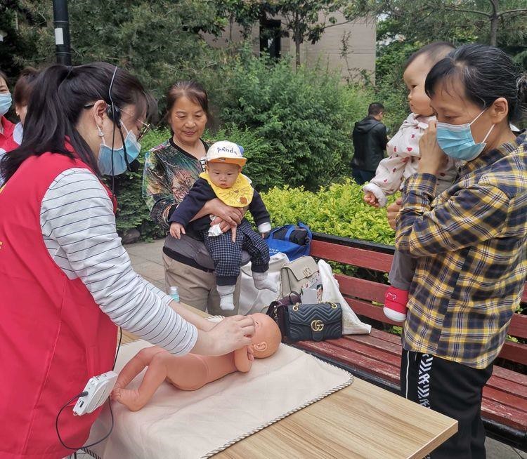 技能：讓生活更美好—西安市衛(wèi)校2022年職教周活動(dòng)(圖3)