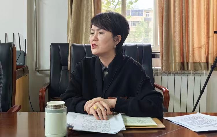 【專題會(huì)議】市衛(wèi)校紀(jì)委召開(kāi)2023年度紀(jì)檢工作專題會(huì)議(圖3)
