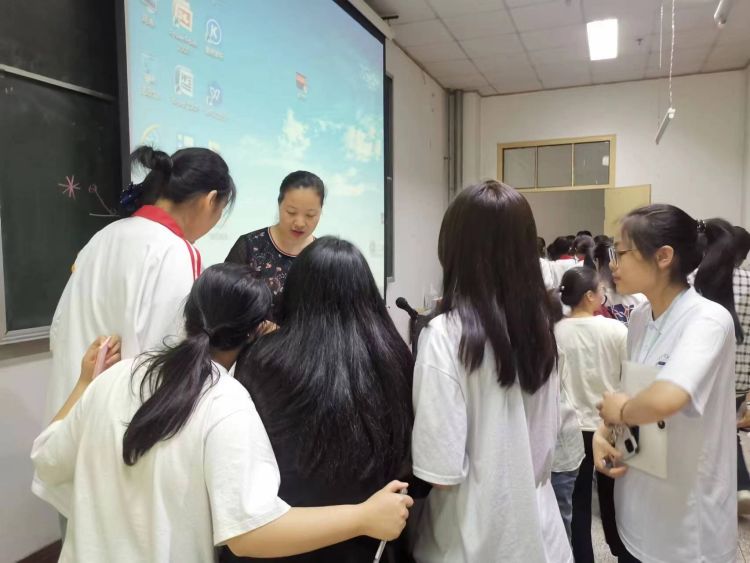 青衿之志 履踐致遠(yuǎn)—我校優(yōu)秀校友大講堂活動圓滿舉辦(圖4)