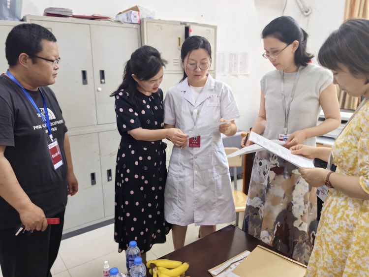 西安市衛(wèi)生學(xué)校1＋X母嬰護(hù)理職業(yè)技能等級（中級）考試圓滿完成(圖3)