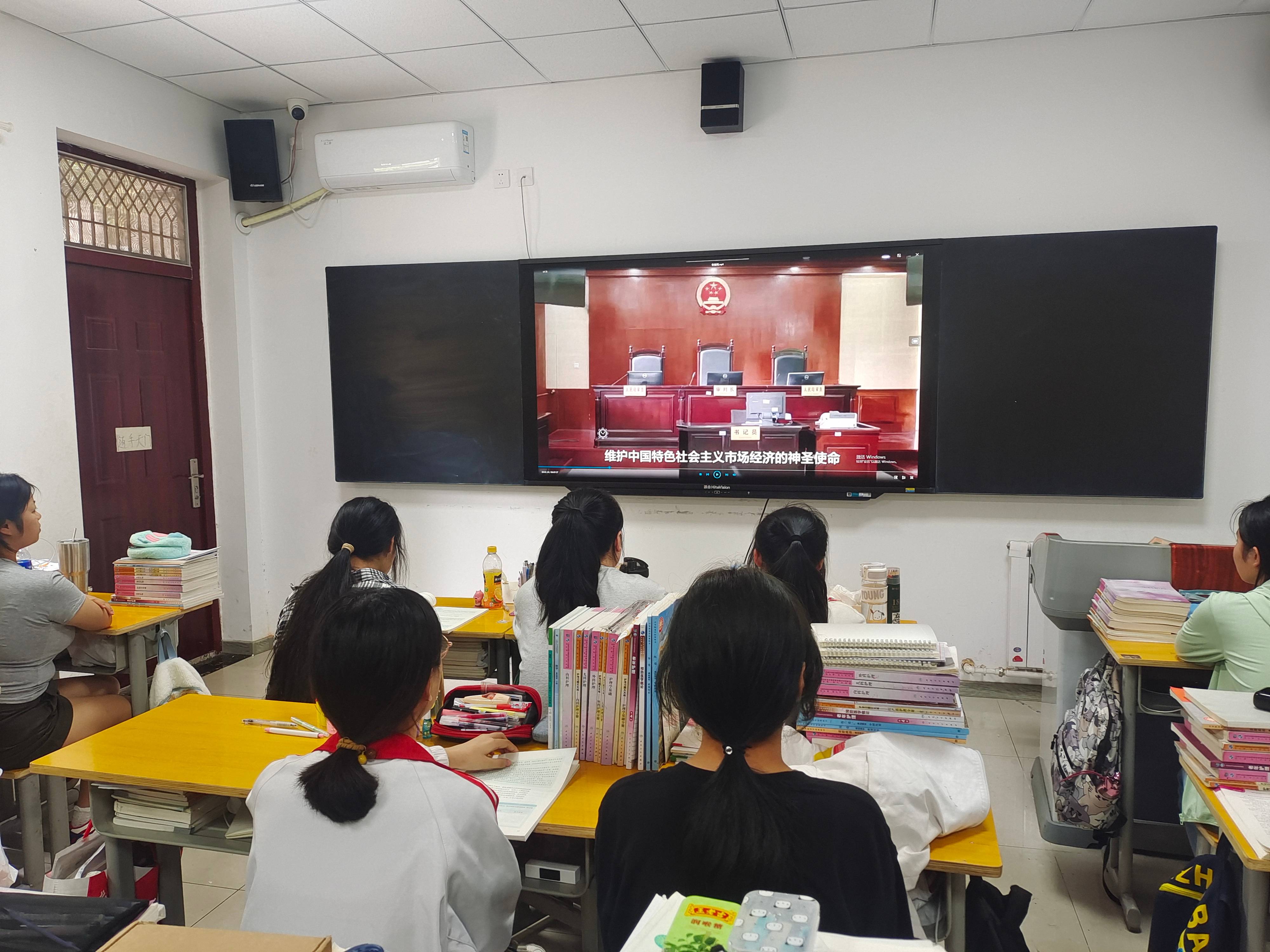 我校開展民法典宣傳月活動(圖4)