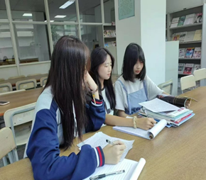 書(shū)海無(wú)涯，漂流有愛(ài) ——西安市衛(wèi)生學(xué)校圖書(shū)漂流活動(dòng)啟動(dòng)，傳承精神閃耀校園(圖5)