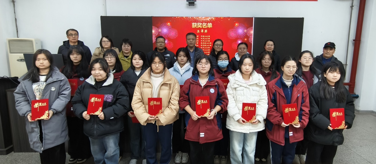 西安市衛(wèi)生學(xué)校舉辦解剖學(xué)繪圖比賽——解剖之美：畫皮畫骨亦畫心(圖4)