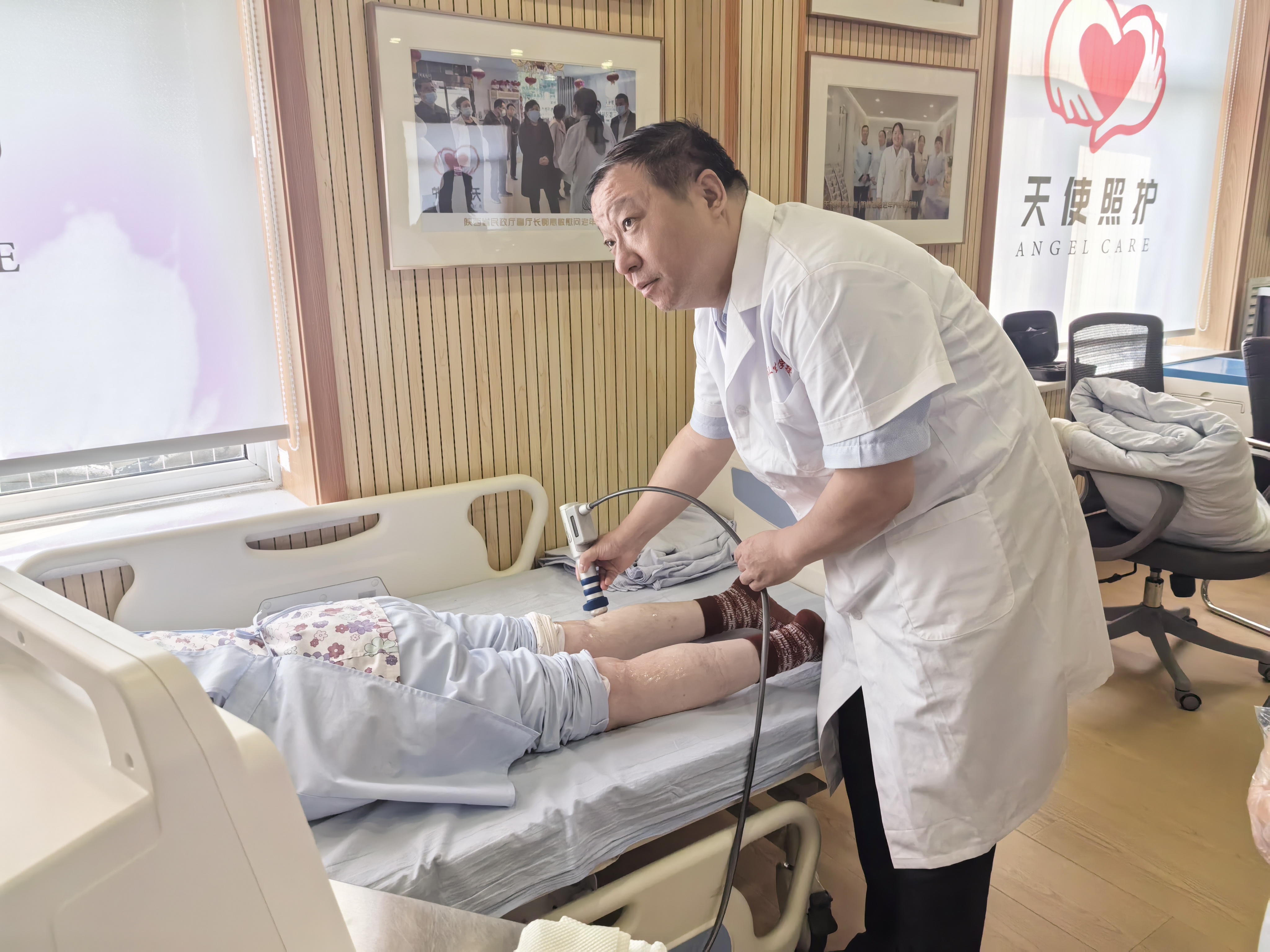 教學第三黨支部培育“強基筑夢 立德樹人”黨建品牌名片——西安市衛(wèi)生學校黨支部品牌建設評比活動(圖9)